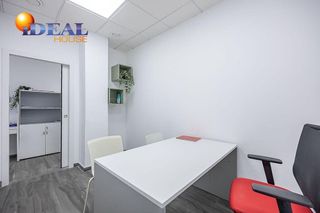 Local comercial en venta en Camino de Ronda - Rosaleda en Granada