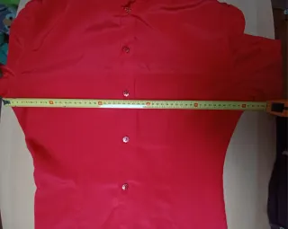 Camicetta rossa da donna