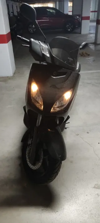 Yamaha XMAX 125 Scooter 2009 Negra
