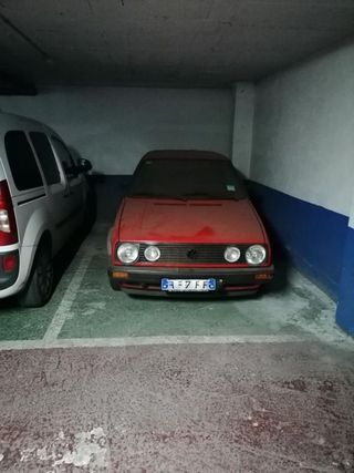 Garaje en venta en Centre en Castelldefels