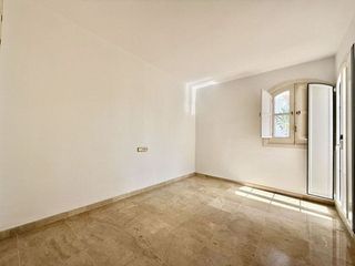 Casa adosada en venta en Nueva Andalucía centro en Marbella