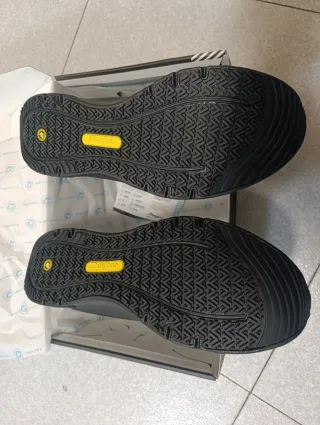 Zapatillas J'Hayber Pro Creta SRC+01 Negras