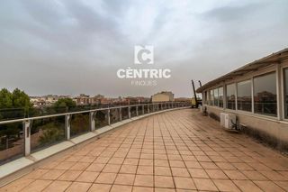 Oficina en alquiler en Sant Pere en Terrassa