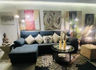 Sofá modular beige y naranja