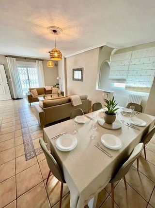 Chalet en alquiler en Altos - La Florida en Orihuela