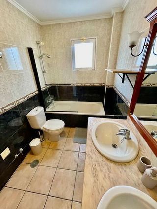 Chalet en alquiler en Altos - La Florida en Orihuela