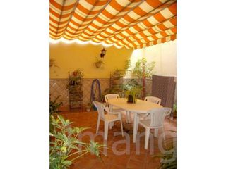 Chalet en venta en Lucena