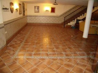 Chalet en venta en Lucena