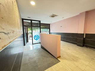 Local comercial en venta en Arzúa