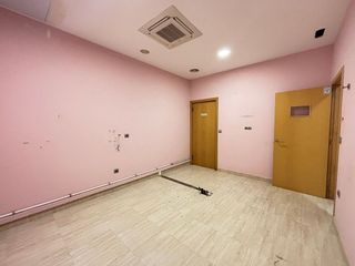 Local comercial en venta en Arzúa