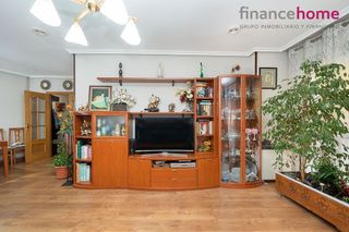 Piso en venta en Guardia Civil - Zona industrial en Valdemoro