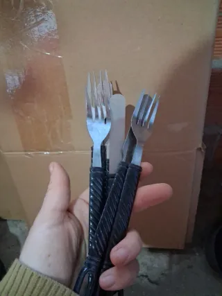 Juego 3 Tenedores y Cuchillos Negros