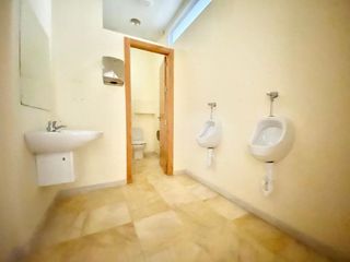 Local comercial en alquiler en Centro en Almería