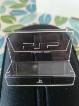 PSP Giga Pack 1GB Nero Nuovo LEGGERE