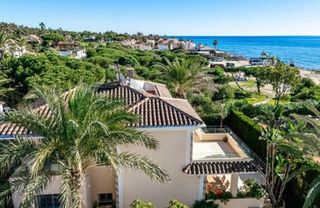 Chalet en alquiler en Elviria en Marbella