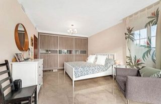 Chalet en alquiler en Elviria en Marbella