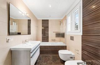 Chalet en alquiler en Elviria en Marbella