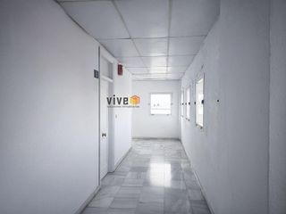 Oficina en alquiler en Palacio de Congresos - Urbadiez - Entrepuentes en Sevilla