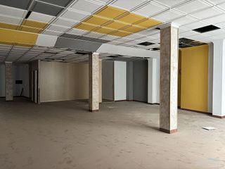 Local comercial en venta en Lucena