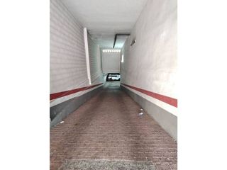 Garaje en venta en Piedras Redondas – Torrecárdenas en Almería