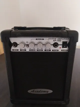 Amplificador Guitarra Academy AP-15G
