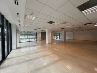 Local comercial en alquiler en Zona Industrial en Alcobendas