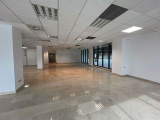 Local comercial en alquiler en Zona Industrial en Alcobendas