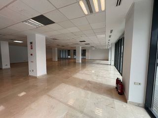 Local comercial en alquiler en Zona Industrial en Alcobendas