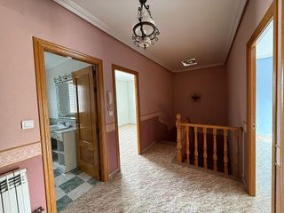 Casa adosada en venta en Tomelloso
