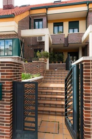 Casa adosada en venta en Covaresa - Parque Alameda en Valladolid