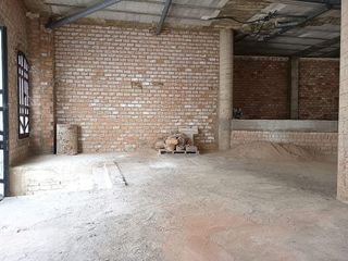 Local comercial en venta en Isla Cristina ciudad en Isla Cristina