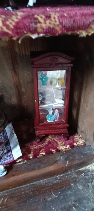 Mueble expositor siglo XIX