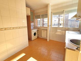 Piso en alquiler en La Paz en Madrid