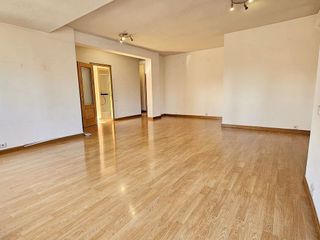 Piso en alquiler en La Paz en Madrid