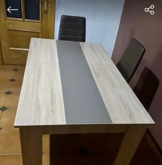 Mesa comedor y 4 sillas