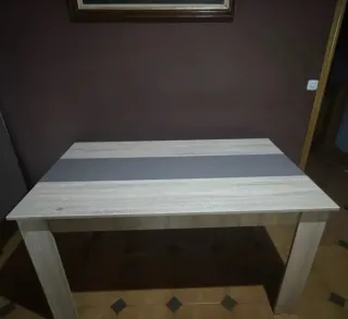 Mesa comedor y 4 sillas