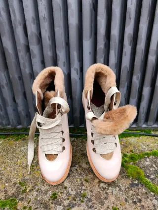 Pedro Miralles Botines piel y pelo T.39