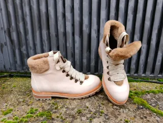 Pedro Miralles Botines piel y pelo T.39