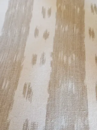 Mecedora de madera y tela