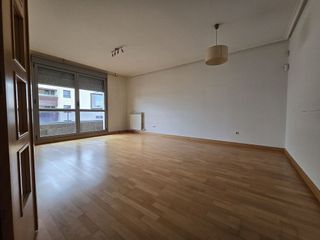 Piso en venta en Cascajos - Piqueras en Logroño