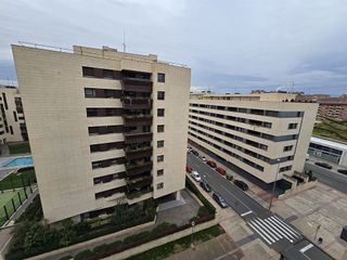 Piso en venta en Cascajos - Piqueras en Logroño