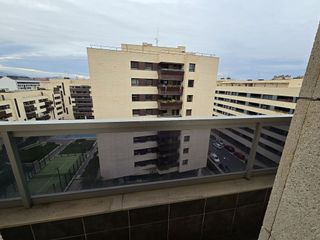 Piso en venta en Cascajos - Piqueras en Logroño