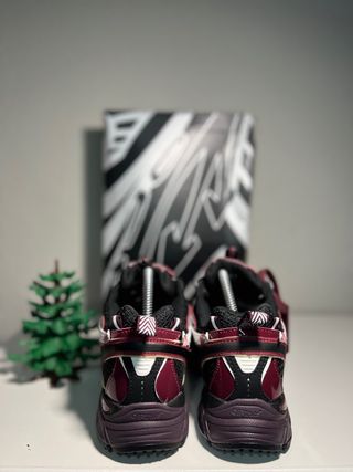 Zapatillas Off-White Negras y Rojas