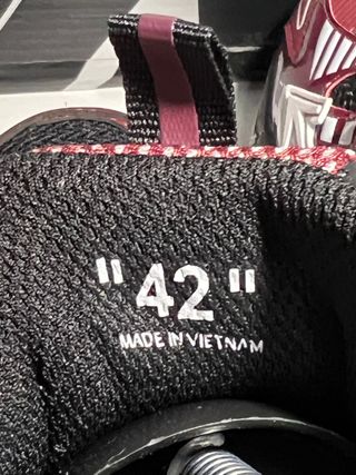 Zapatillas Off-White Negras y Rojas