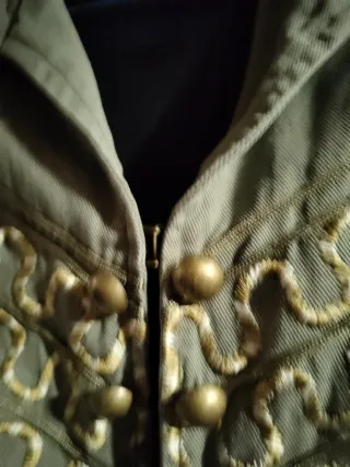 Cazadora militar Lasburmas Talla 42 Mujer