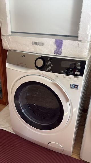 Lavadora Secadora AEG 8kg/6kg 1600RPM Nueva