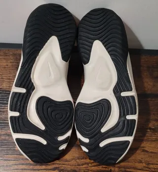 Scarpe Nike Legend Essential 3 Rosa