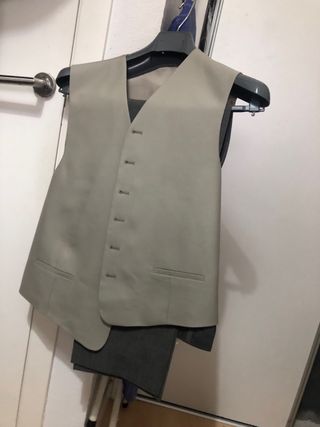 Traje de esmoquin elegante hombre gris/negro