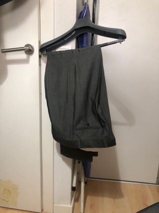 Traje de esmoquin elegante hombre gris/negro