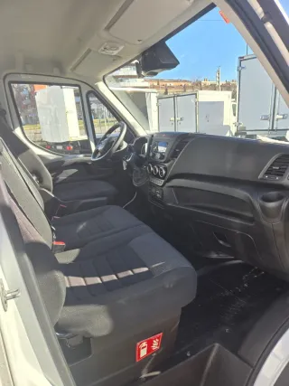 Camion frigorífico iveco daily 3500kg